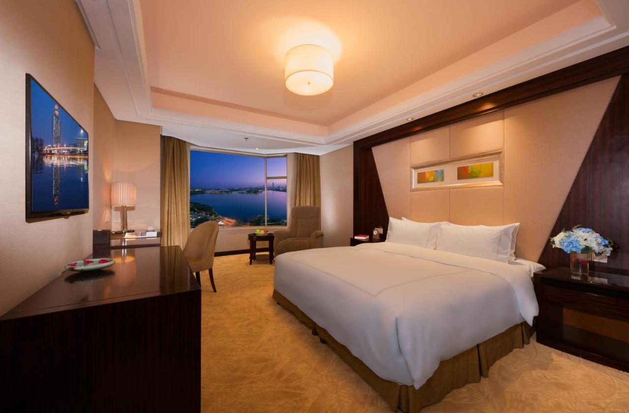 Shu Guang International Hotel Nanjing  Exterior photo
