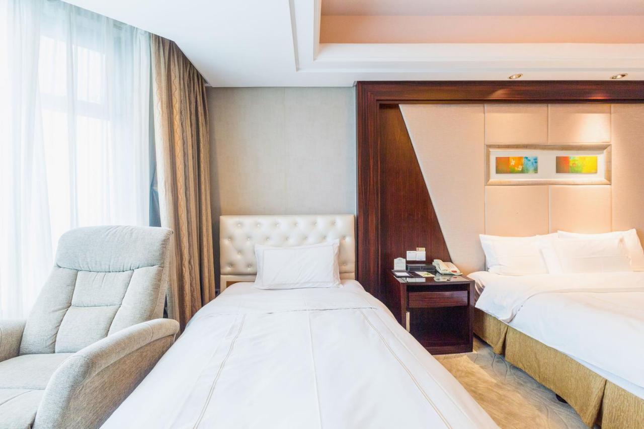 Shu Guang International Hotel Nanjing  Exterior photo