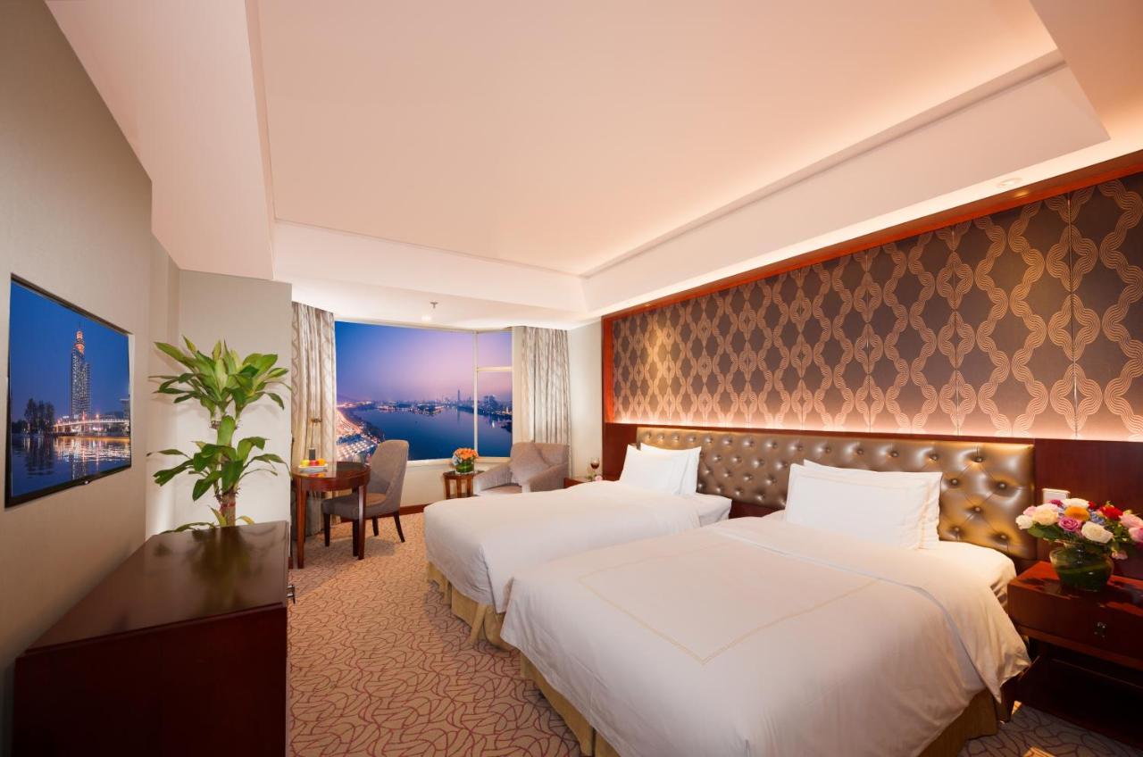 Shu Guang International Hotel Nanjing  Exterior photo