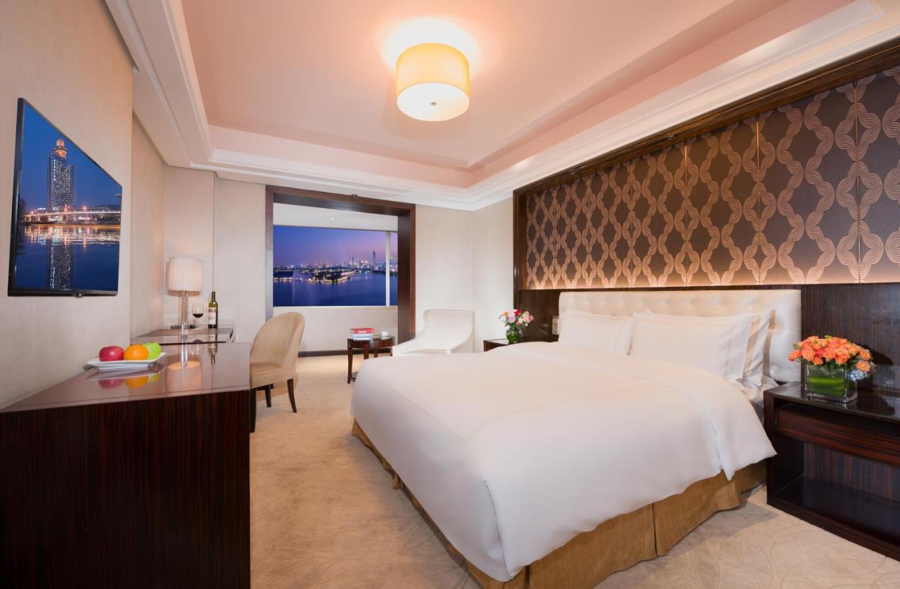 Shu Guang International Hotel Nanjing  Exterior photo