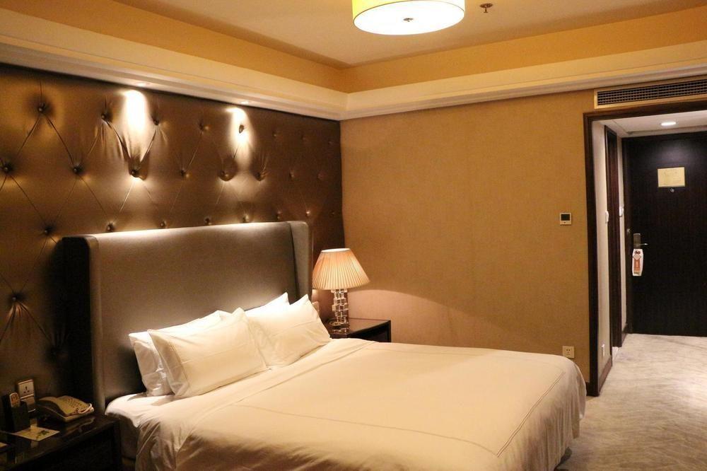 Shu Guang International Hotel Nanjing  Exterior photo